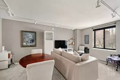 280 Rector Place #3E, New York City, NY 10280 - Photo 2