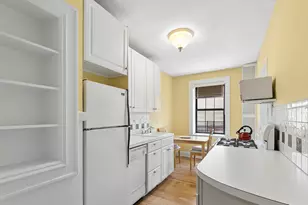68-12 Burns St, New York City, NY 11375 - Photo 2