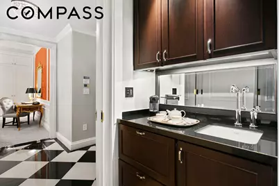 2 E 55th Street #918W17, New York City, NY 10022 - Photo 4