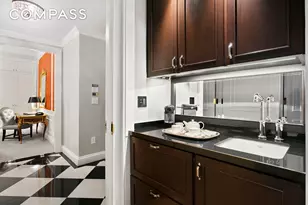2 E 55th St, New York, NY 10022 - Photo 4