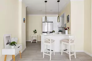 230 E 71st St, New York City, NY 10021 - Photo 2
