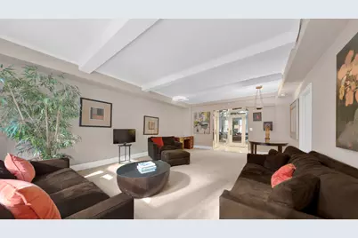 111 E 56th Street #1202, New York City, NY 10022 - Photo 2
