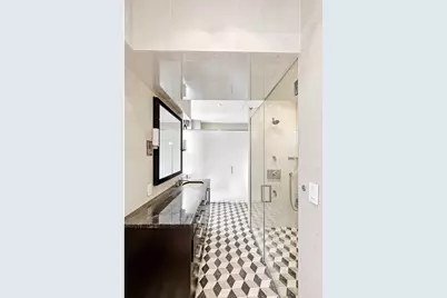 111 E 56th Street #1700, New York City, NY 10022 - Photo 4