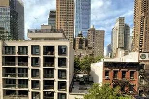 349 W 44th St, New York City, NY 10036 - Photo 8