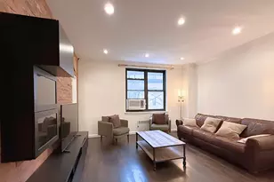 112 W 72nd St, New York City, NY 10023 - Photo 2