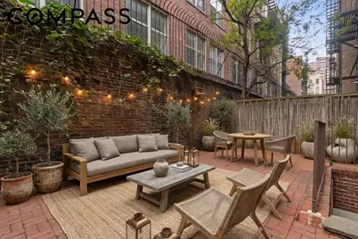 425 W 24th Street #1F, New York City, NY 10011 - Photo 1