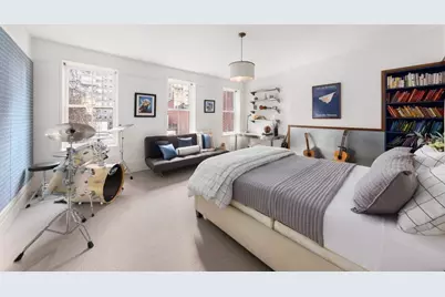 164 E 70th Street, New York, NY 10021 - Photo 30
