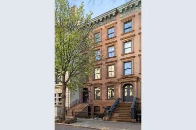 164 E 70th Street, New York City, NY 10021 - Photo 2