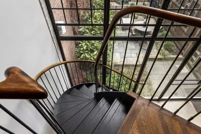 164 E 70th Street, New York City, NY 10021 - Photo 14