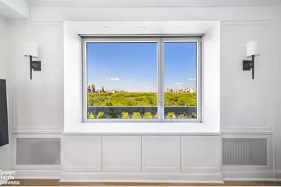 128 Central Park S #12A, New York City, NY 10019 - Photo 2
