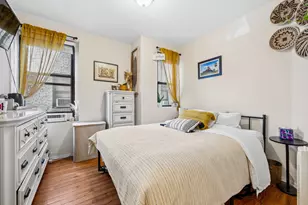 21-06 35th St, Astoria, NY 11105 - Photo 6