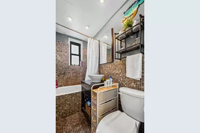 21-06 35th Street #2C, Astoria, NY 11105 - Photo 8