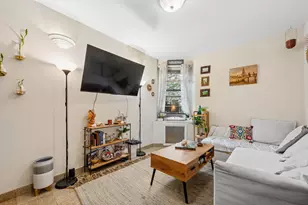 21-06 35th St, New York City, NY 11105 - Photo 1