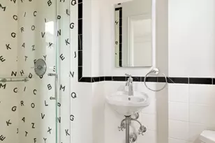 360 Clinton Ave, New York City, NY 11238 - Photo 6
