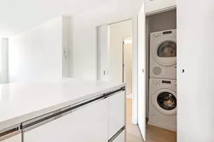 301 W 53rd St, New York City, NY 10019 - Photo 6