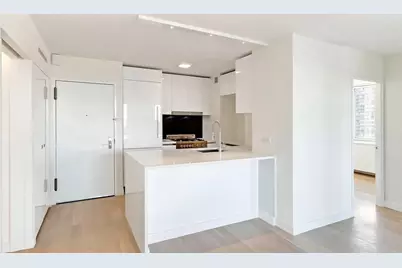 301 W 53rd Street #8-F, New York City, NY 10019 - Photo 4