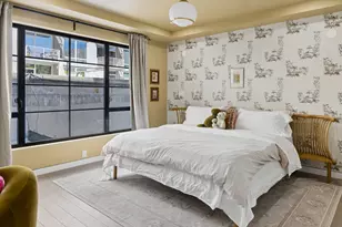 327 E 22nd St, New York, NY 10010 - Photo 8