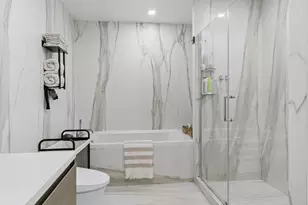 327 E 22nd St, New York, NY 10010 - Photo 10