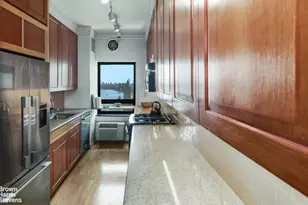 425 E 58th St, New York City, NY 10022 - Photo 8