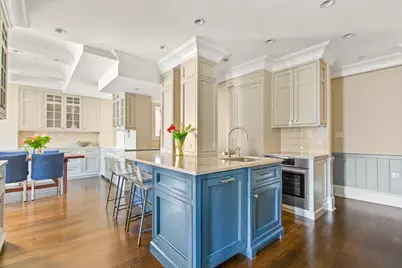 333 E 68th Street #PHC, New York City, NY 10065 - Photo 4