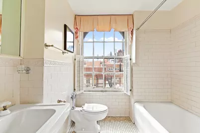 333 E 68th Street #PHC, New York City, NY 10065 - Photo 10