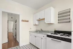 70 Jefferson St, New York City, NY 11206 - Photo 8