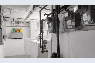 70 Jefferson Street, New York City, NY 11206 - Photo 14