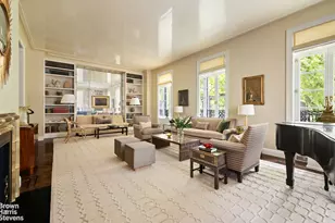2 E 70th St, New York City, NY 10021 - Photo 26
