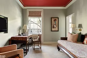 2 E 70th St, New York City, NY 10021 - Photo 30