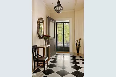 2 E 70th Street #MAISONETTE, New York City, NY 10021 - Photo 22