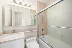 250 E 40th St, New York City, NY 10016 - Photo 8