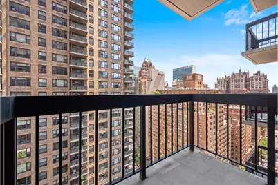 250 E 40th Street #22C, New York, NY 10016 - Photo 4