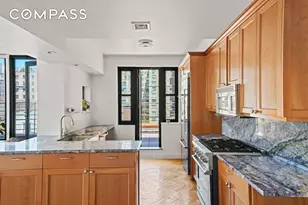 177 E 77th St, New York City, NY 10075 - Photo 8