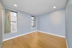 246 E 51st St, New York City, NY 10022 - Photo 4