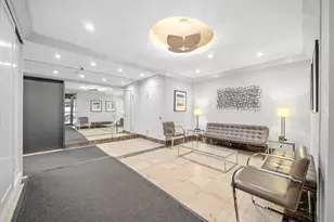 153 E 57th St, New York City, NY 10022 - Photo 14