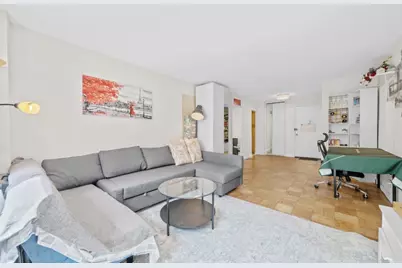 153 E 57th Street #8H, New York City, NY 10022 - Photo 4