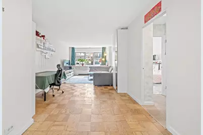 153 E 57th Street #8H, New York City, NY 10022 - Photo 6