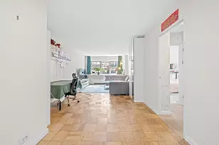 153 E 57th St, New York City, NY 10022 - Photo 6