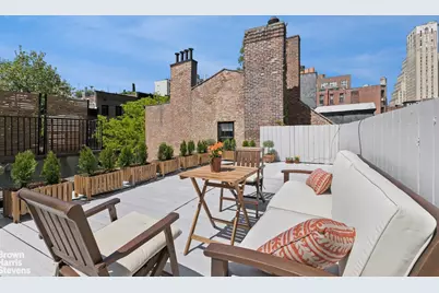 31 Pierrepont Street #3B, New York City, NY 11201 - Photo 2