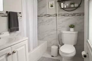 192 Guernsey St, New York City, NY 11222 - Photo 8