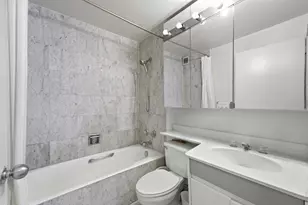 200 Rector Pl, New York City, NY 10280 - Photo 10