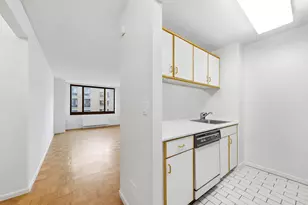 200 Rector Pl, New York City, NY 10280 - Photo 4