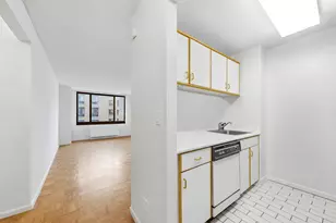 200 Rector Pl, New York City, NY 10280 - Photo 4