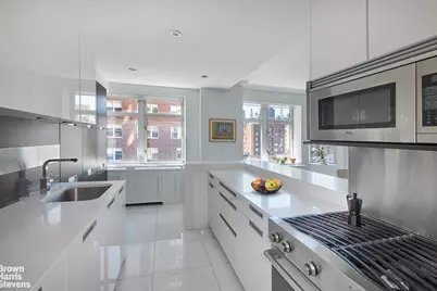188 E 76th Street #9A, New York, NY 10021 - Photo 4
