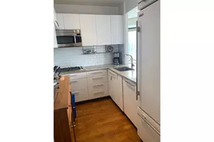 150 W 56th St, New York City, NY 10019 - Photo 2