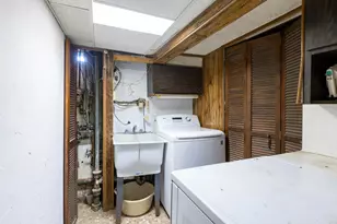 51-05 74th St, New York City, NY 11373 - Photo 16