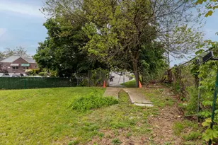51-05 74th St, New York City, NY 11373 - Photo 20