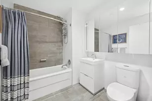 42-14 Crescent St, New York City, NY 11101 - Photo 6