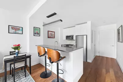 42-14 Crescent Street #5B, New York City, NY 11101 - Photo 2