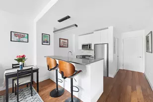 42-14 Crescent St, New York City, NY 11101 - Photo 2